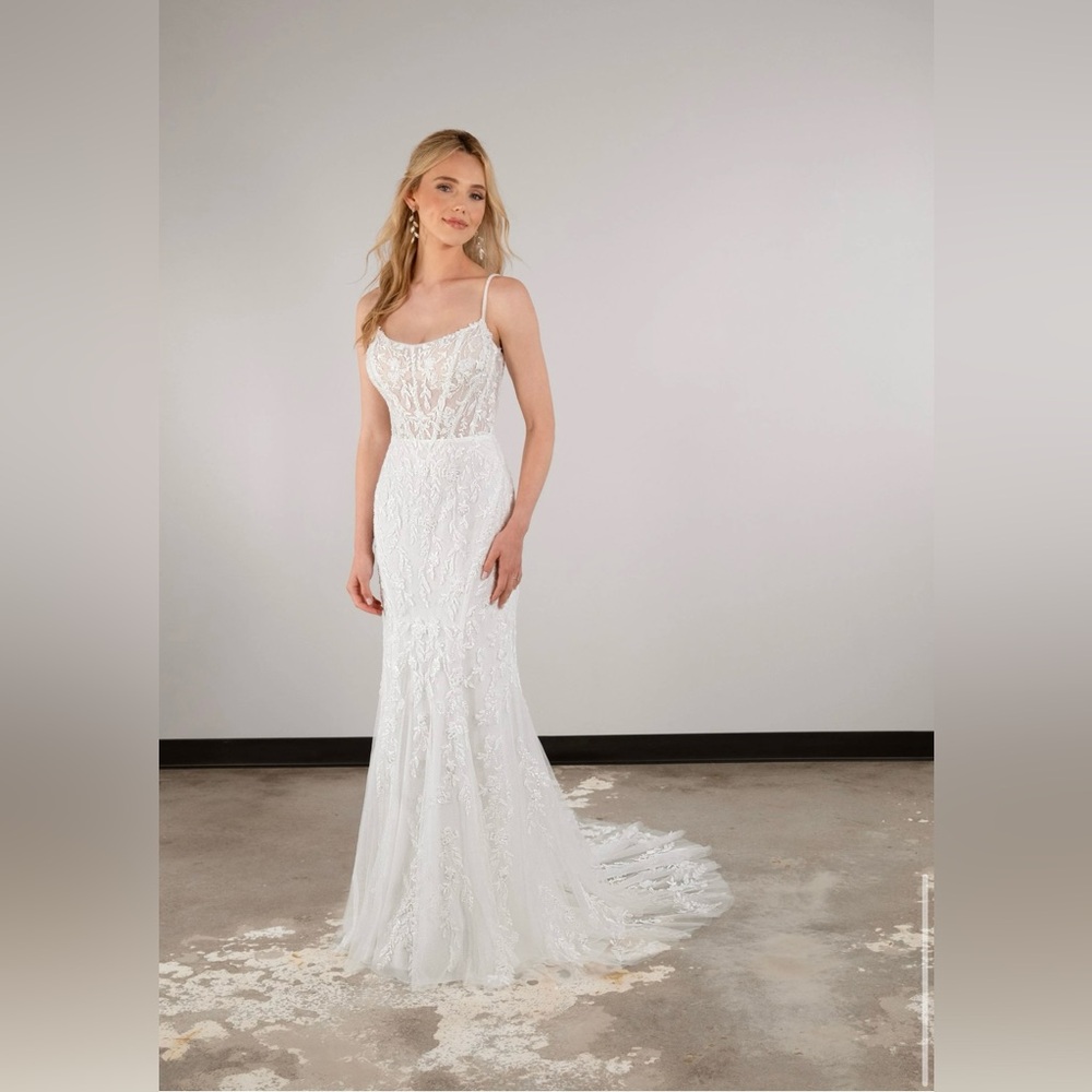NEW Essense of Australia Wedding Dress